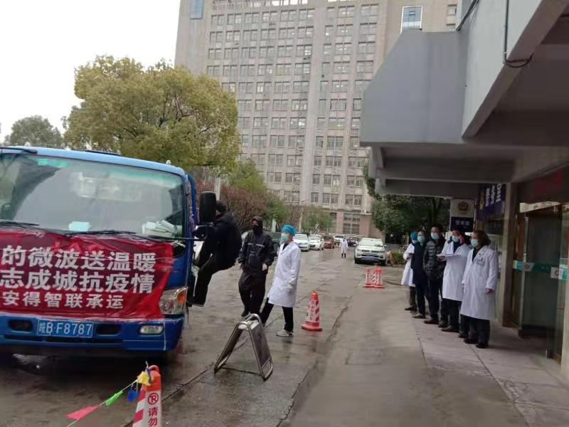 民建安庆市委直属六支部抗疫在行动