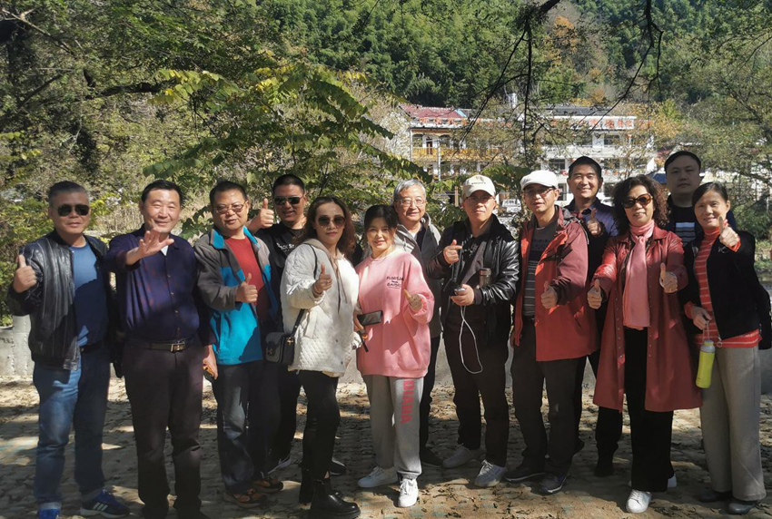 安庆市（民建）企业家联谊会赴宁国、泾县两地开展采风游学活动