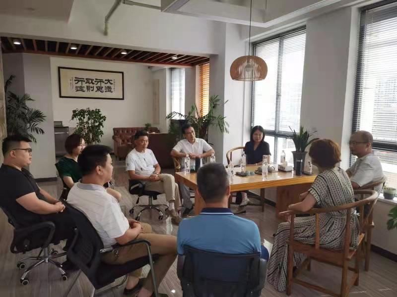 民建安庆市宜秀区委第一、三、四、五支部联合走访调研新会员和会员企业