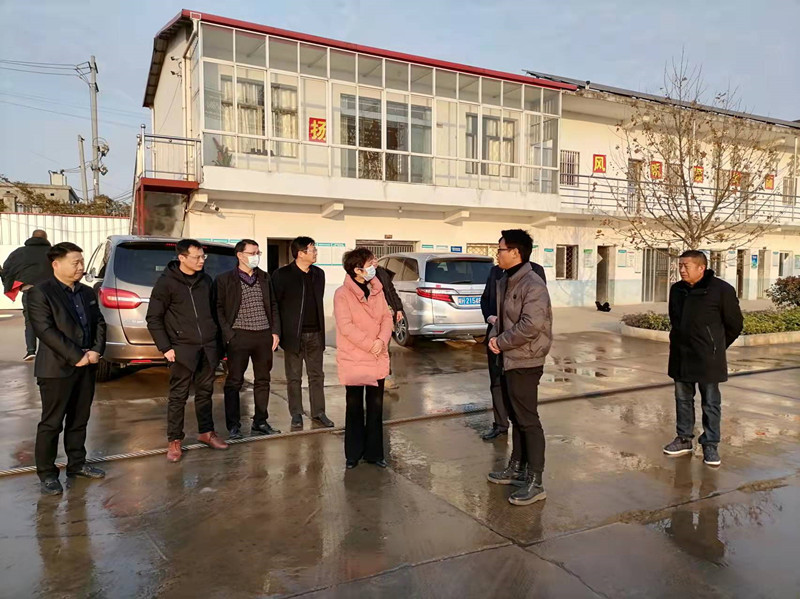 民建安庆市委会赴宿松县开展长江（安庆段）生态环境?；っ裰骷喽降餮? /></span>
</p>
<p class=