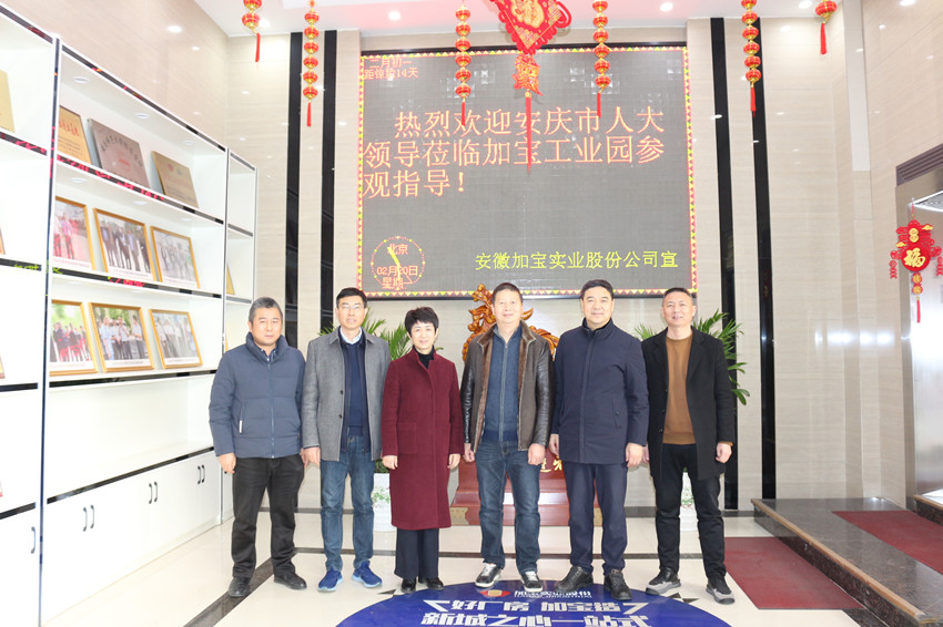 周东明深入民建会员企业开展“访企业、看代表、解难题、优环境”活动