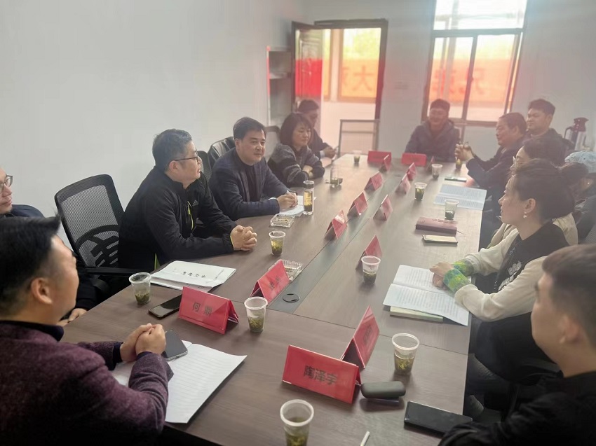 民建大观区委五支部赴?？谡蚩购焐逃疃? /><br />
</span> 
</p>
<p class=
